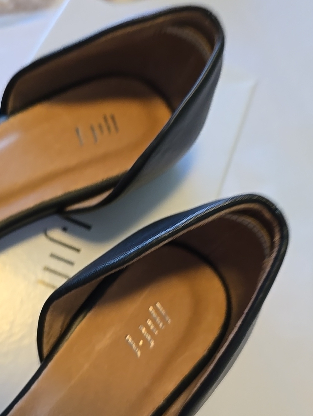 J. Jill Black Leather Floral Embellished Flats Size 9.5 - Picture 2 of 6